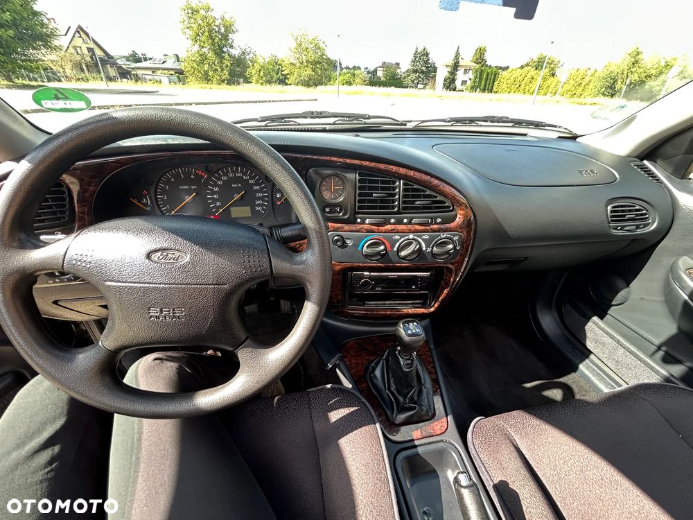 Ford Scorpio 2.0-16 CLX - 12