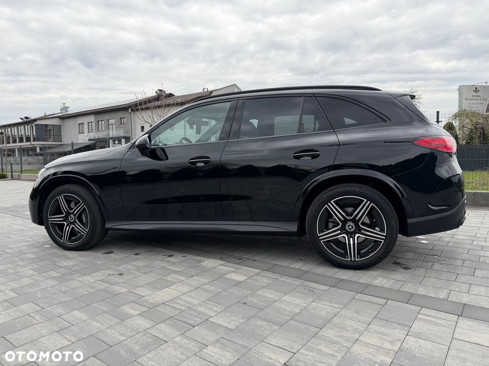 Mercedes-Benz GLC 300 mHEV 4-Matic AMG Line - 19