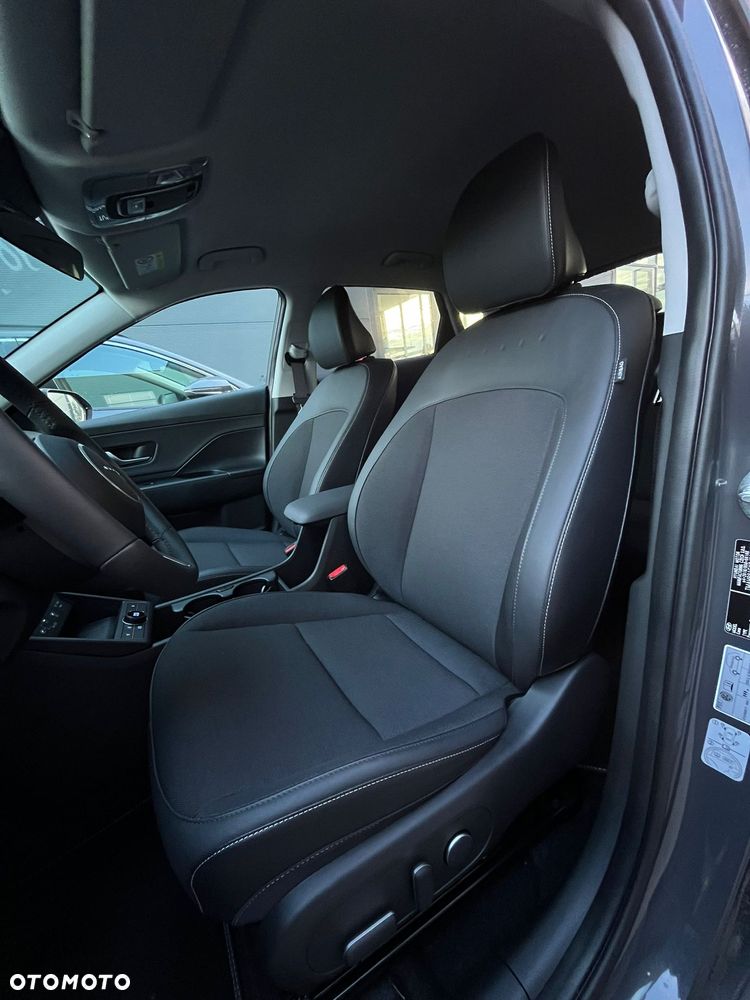 Hyundai Kona 65kWh Executive - 9