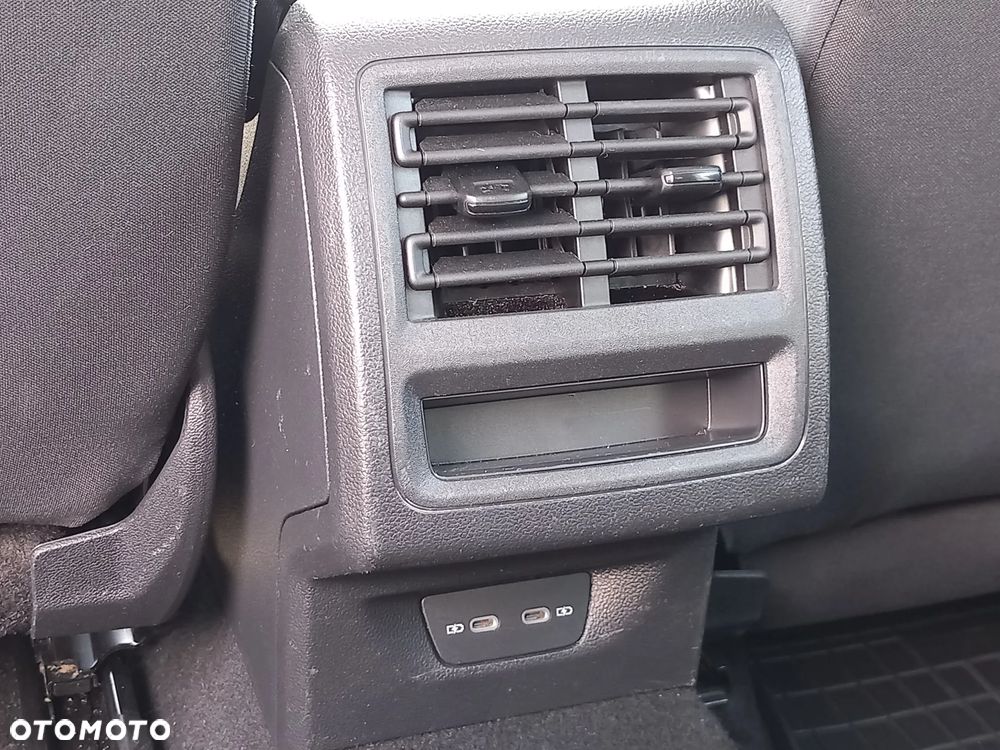 Volkswagen Golf 1.0 TSI - 23