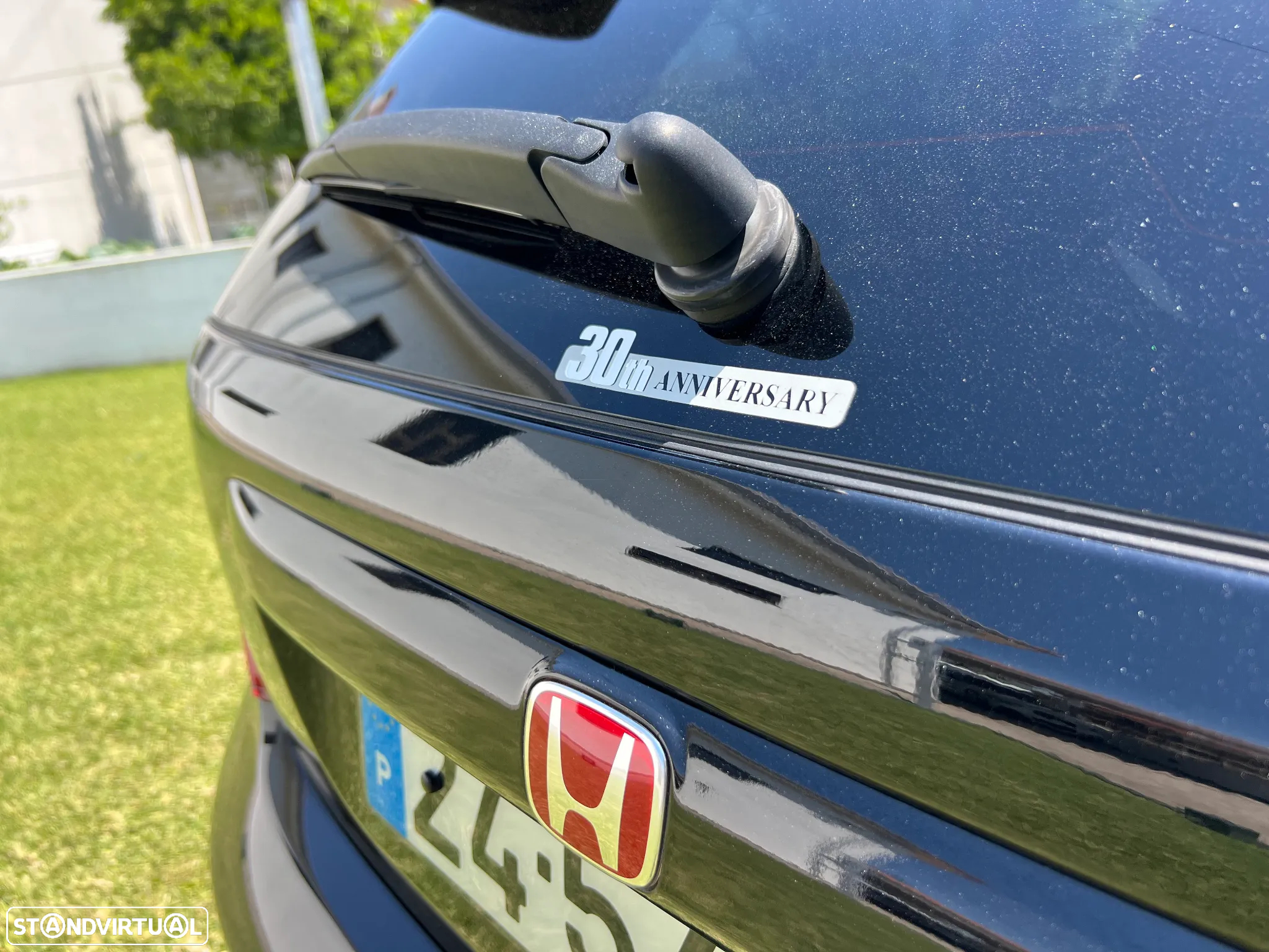 Honda Civic 2.0 Type-R 30th - 10
