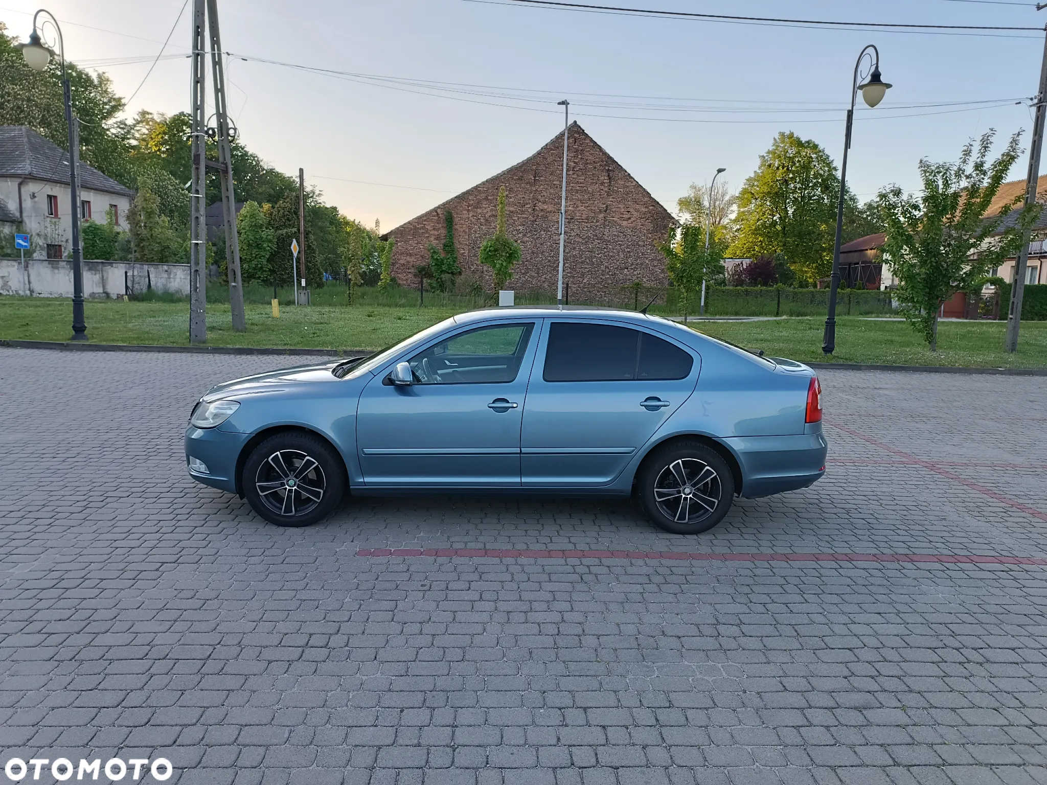 Skoda Octavia 1.6 Ambition - 3