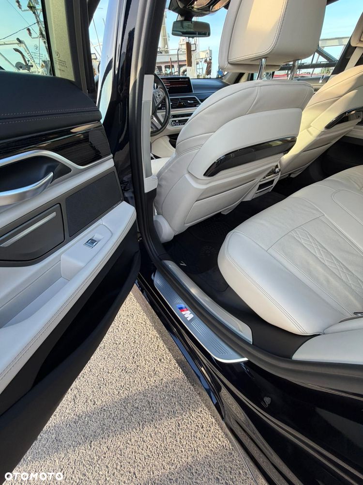 BMW Seria 7 750d xDrive sport - 10