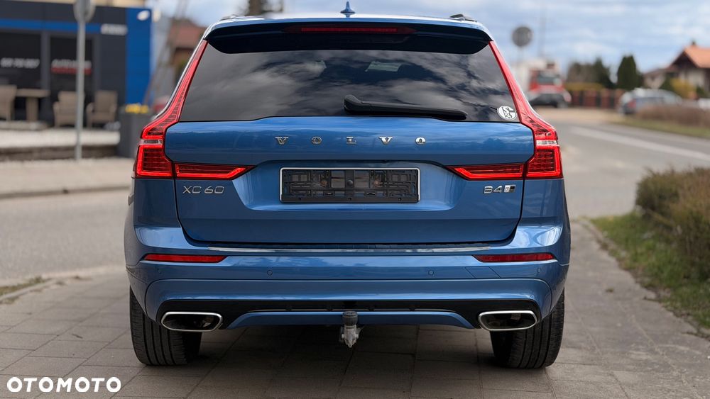Volvo XC 60 B4 D AWD R-Design - 5