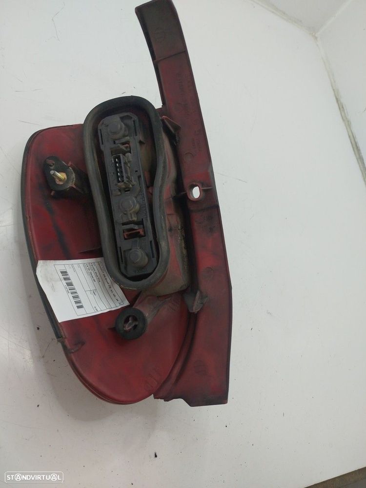 Farolim Stop Esq Peugeot 306 Break (7E, N3, N5) - 1