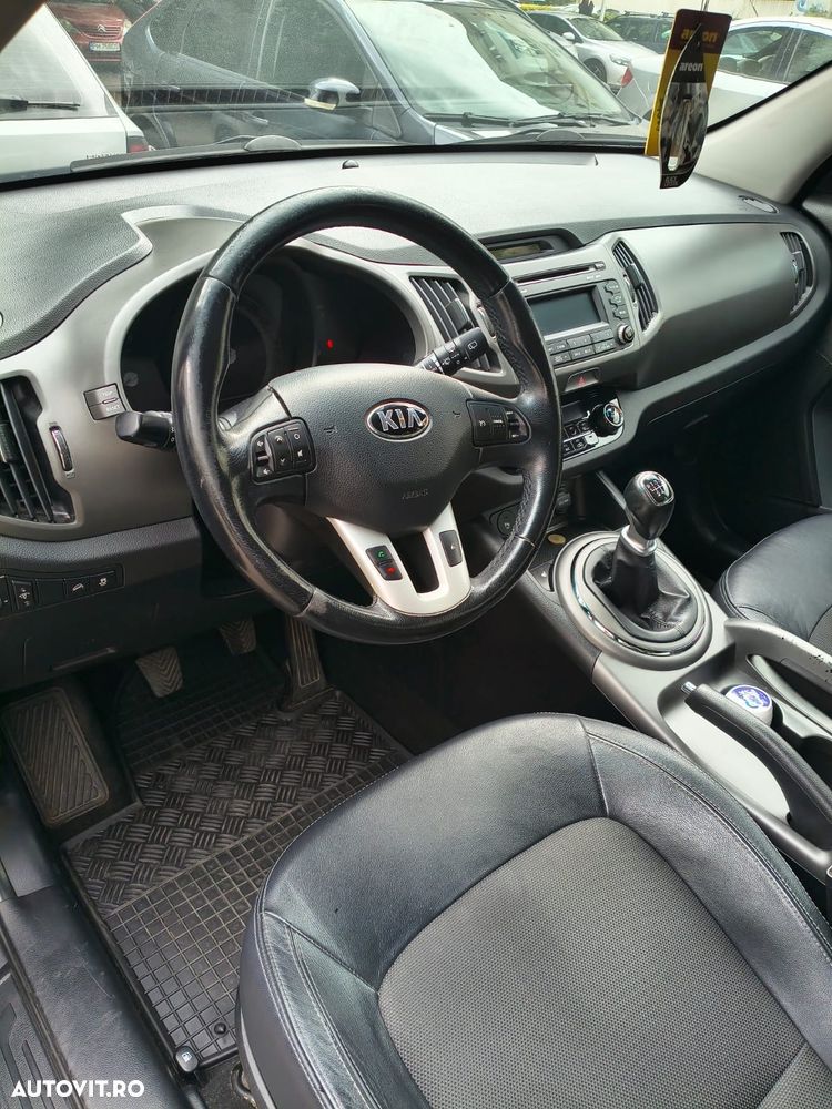 Kia Sportage 1.6 GSL MT 4x2 CLASSIC - 3