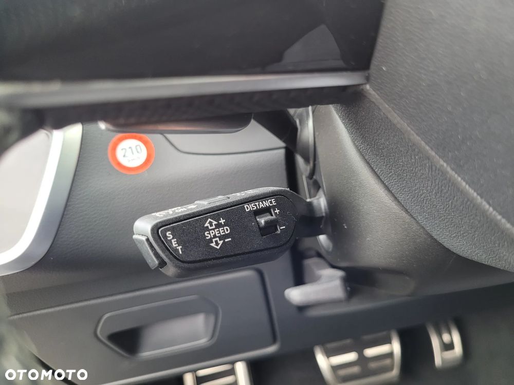 Audi A6 Avant 40 TDI S tronic S line - 36