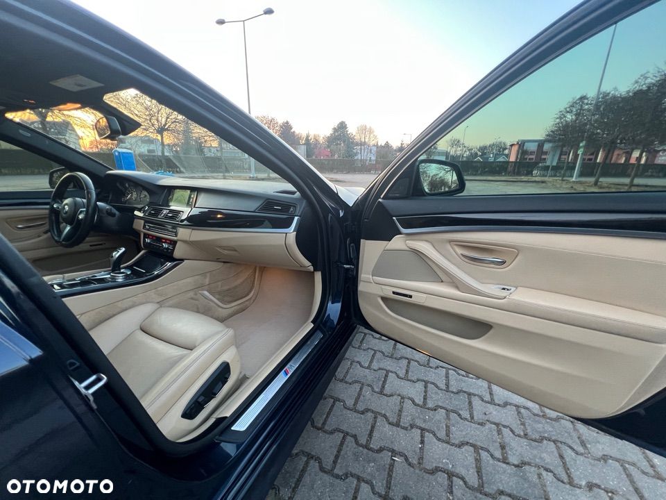 BMW Seria 5 535d - 38