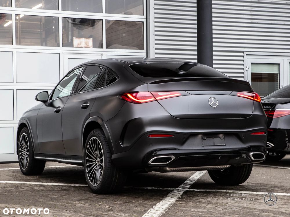 Mercedes-Benz GLC 300 mHEV 4-Matic AMG Line - 4