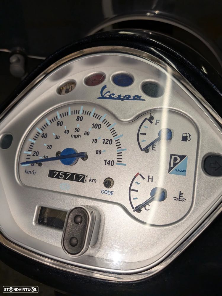 Vespa GT Granturismo 200L - 7