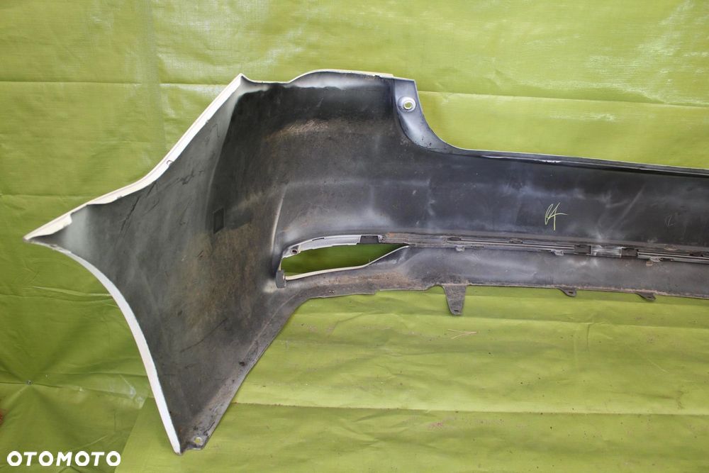 Zderzak tył Toyota Avensis III Sedan 2015-2018r. - 4