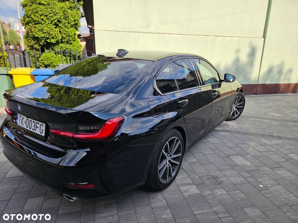 BMW Seria 3 320i Advantage sport - 12