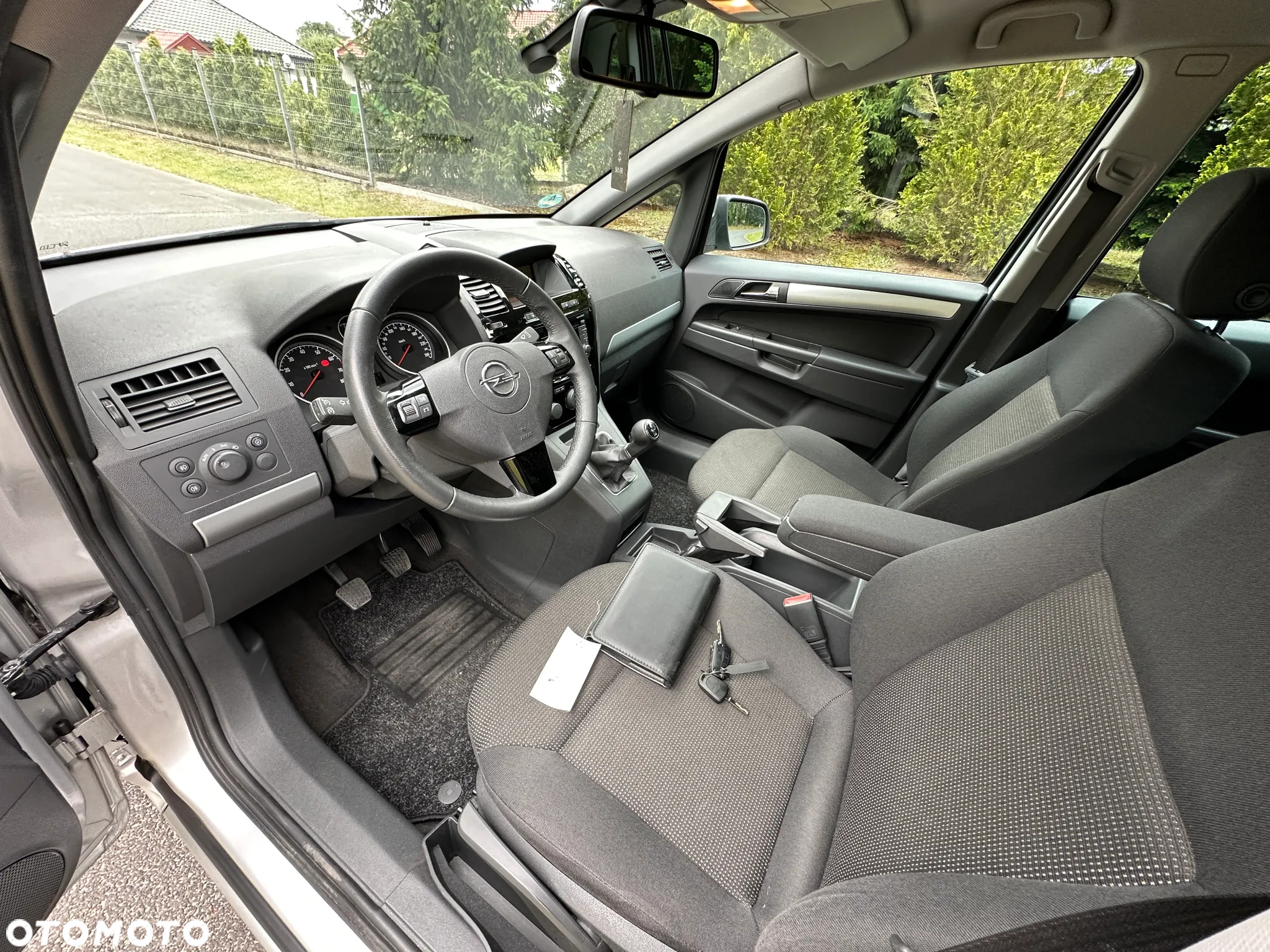 Opel Zafira 1.8 Cosmo - 18