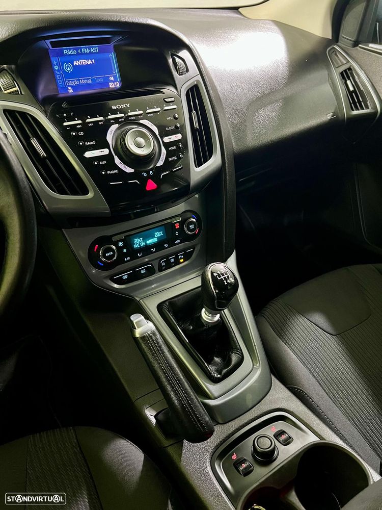 Ford Focus SW 1.6 TDCi ECOnetic 88g S&S Titanium - 10