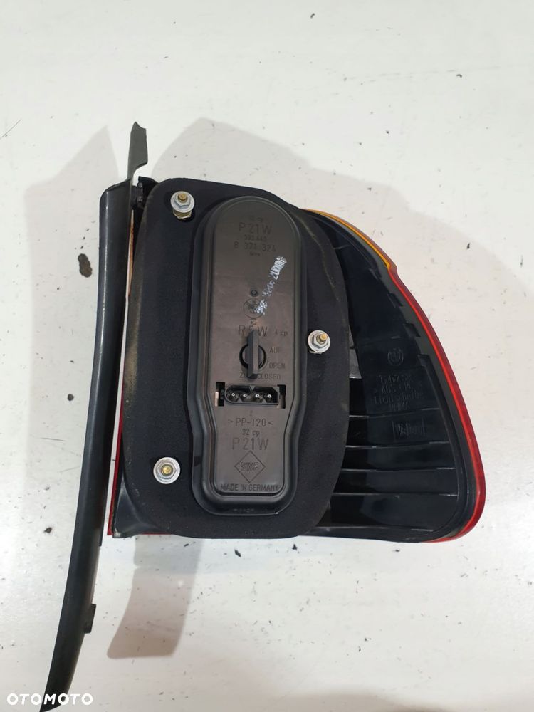 lampa lewy tył w błotnik bmw 5 e39 touring eur lift - 11