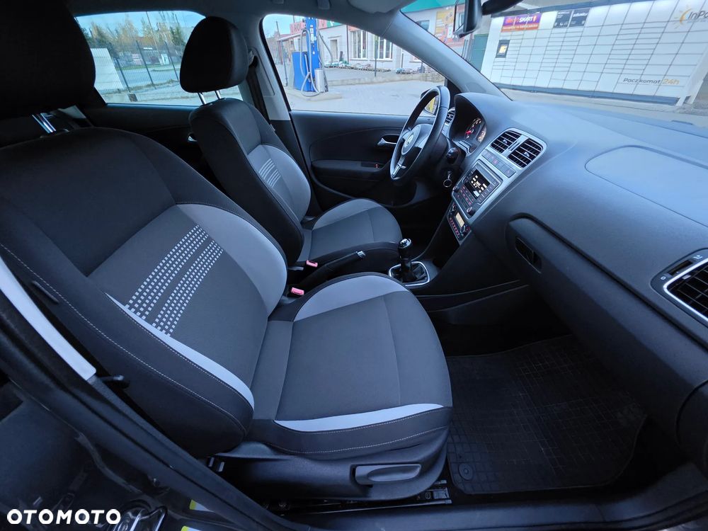 Volkswagen Polo 1.2 TSI Life - 32