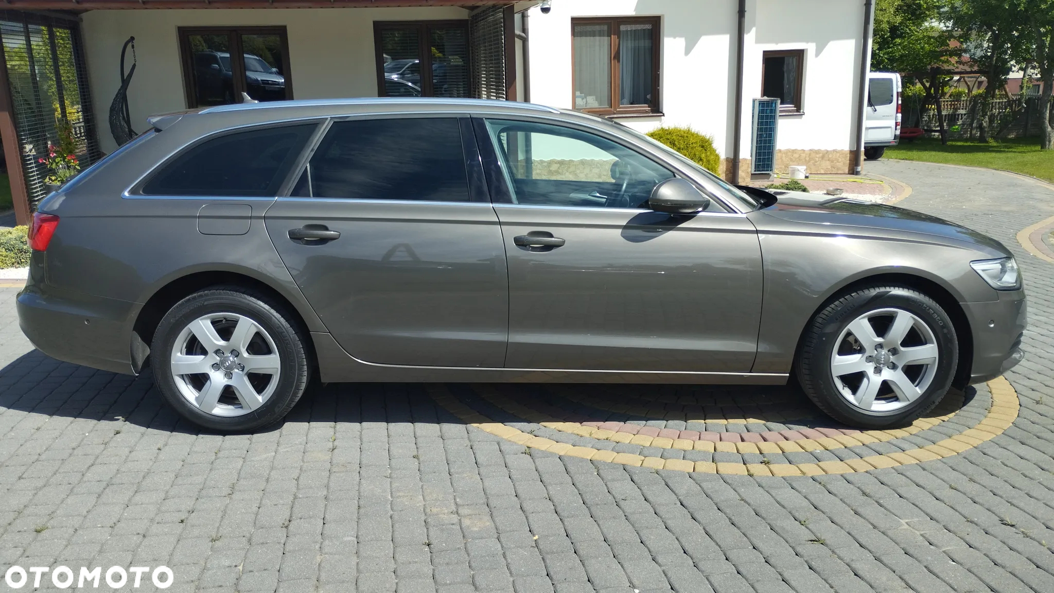 Audi A6 - 6