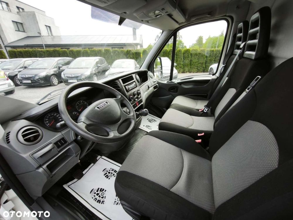 Iveco DAILY 35S11 - 6