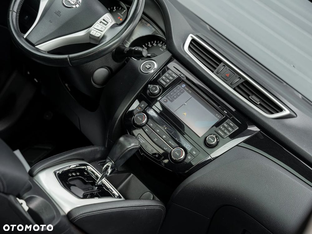 Nissan Qashqai 1.6 dCi Xtronic TEKNA+ - 19
