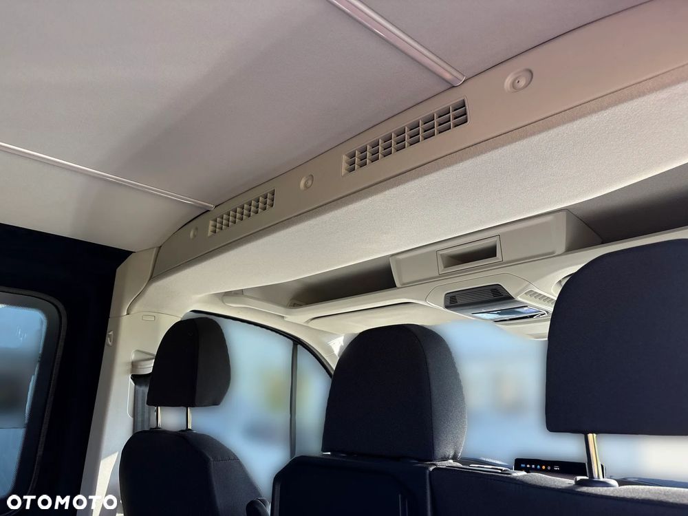 Volkswagen Crafter - 26