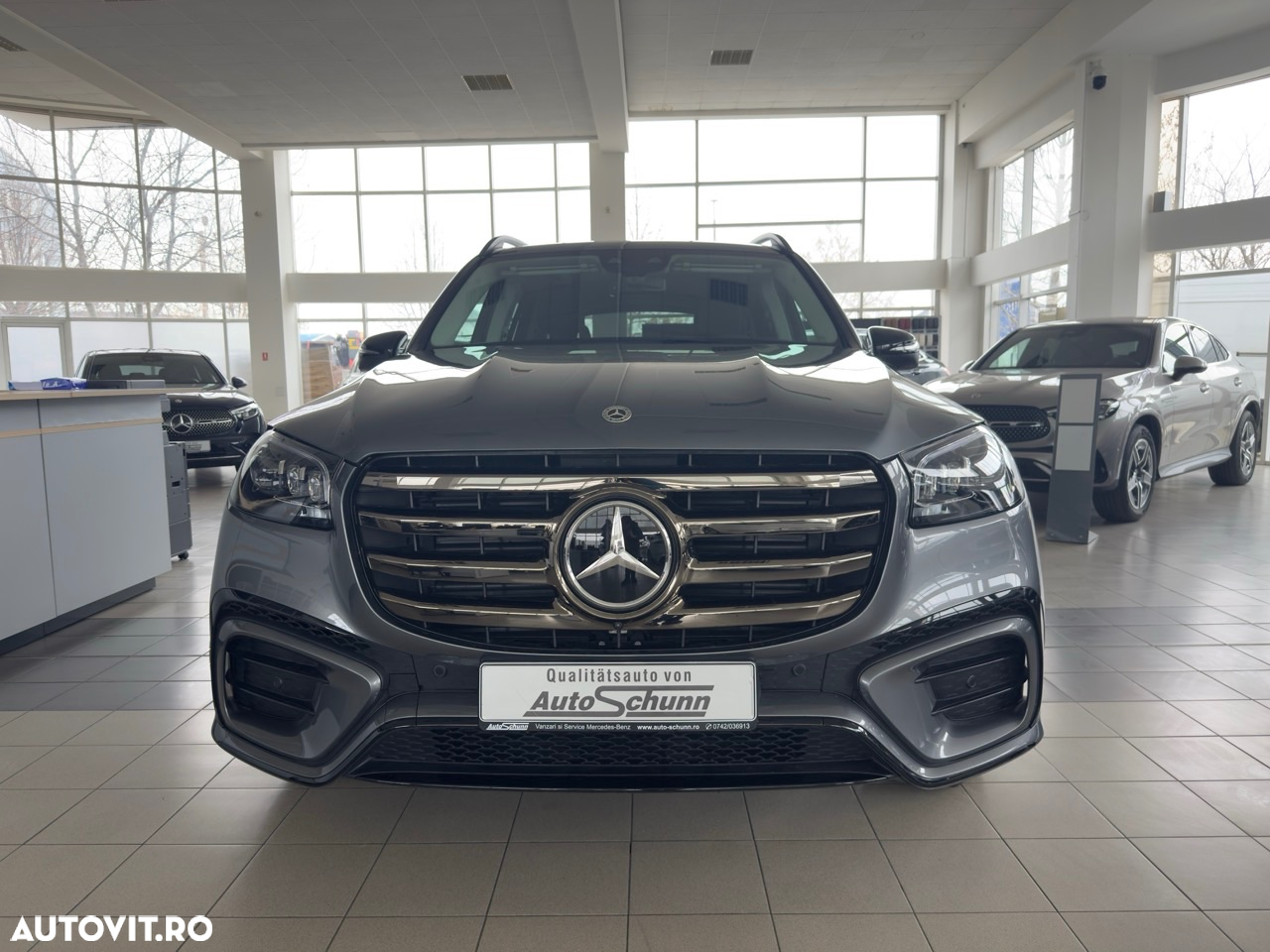 Mercedes-Benz GLS 350 d 4Matic 9G-TRONIC AMG Line Advanced Plus - 2