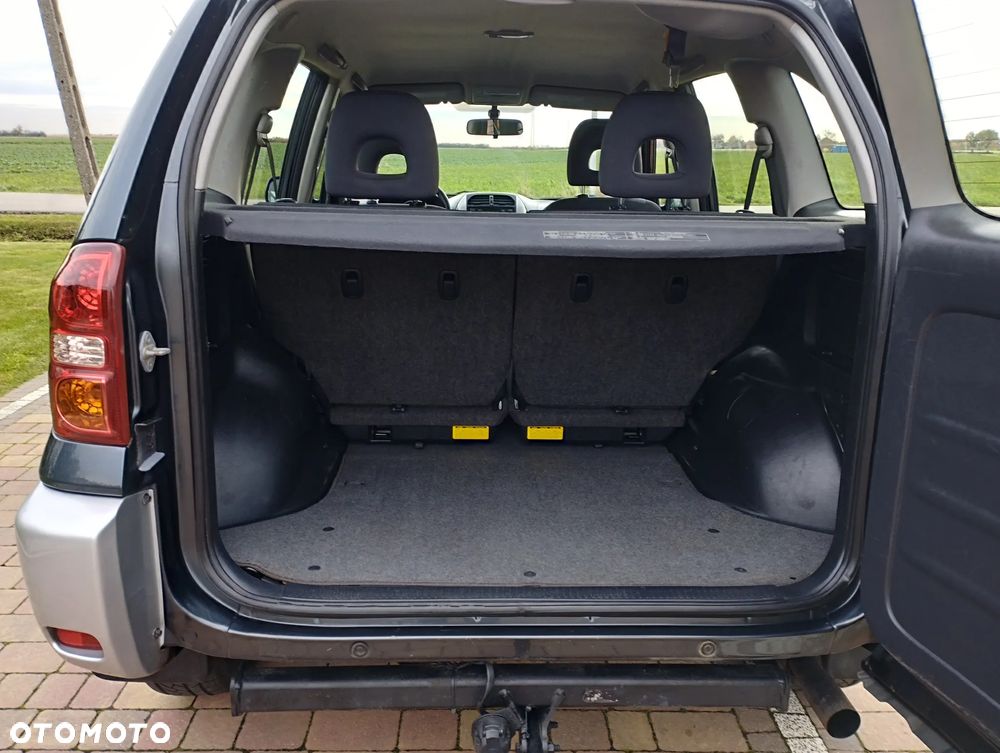 Toyota RAV4 2.0 VVT-i 4x4 - 6