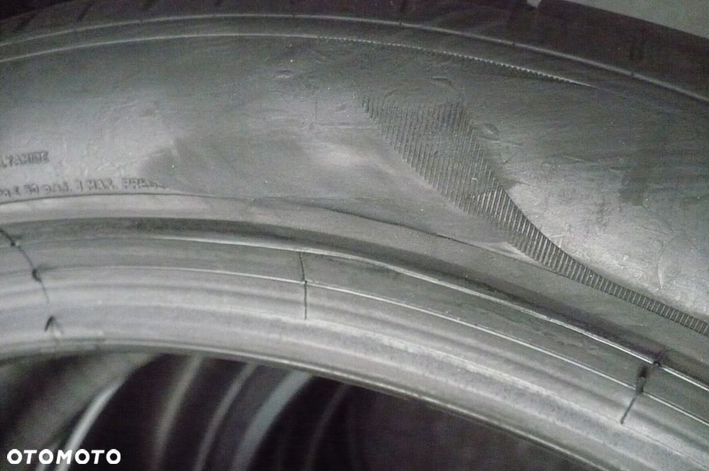 2x PIRELLI P Zero PZ4 245/40R19 5,7mm 6,4mm 2021 - 8