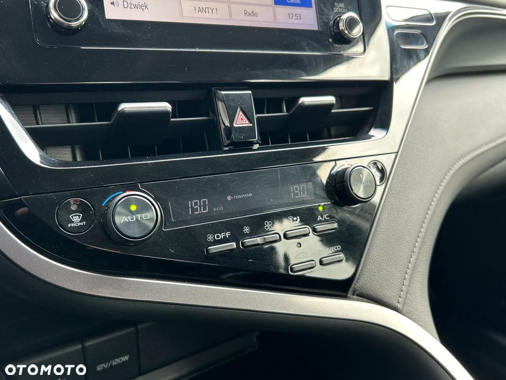 Toyota Camry 2.5 Hybrid Comfort CVT - 19