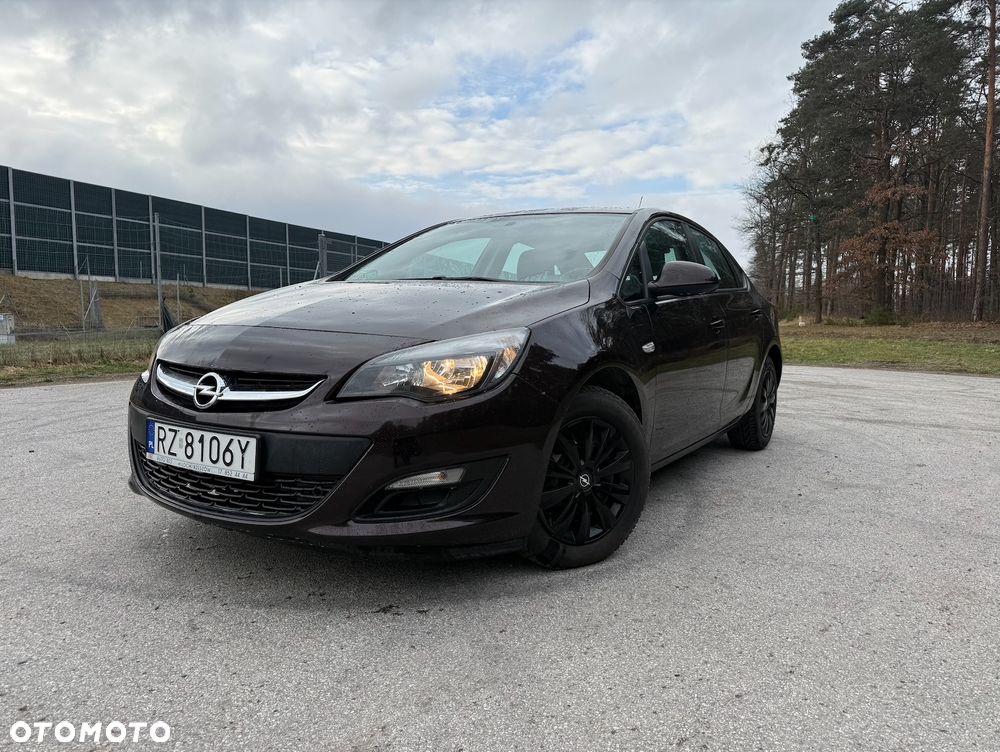 Opel Astra 1.6 Active - 1