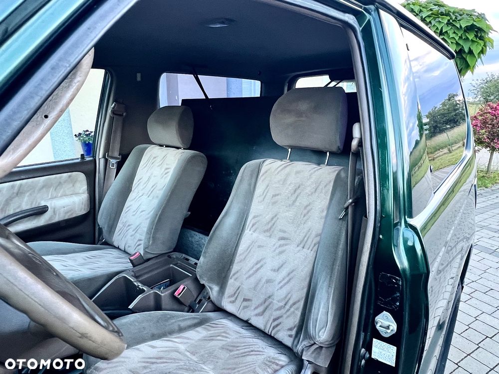 Toyota Land Cruiser - 13