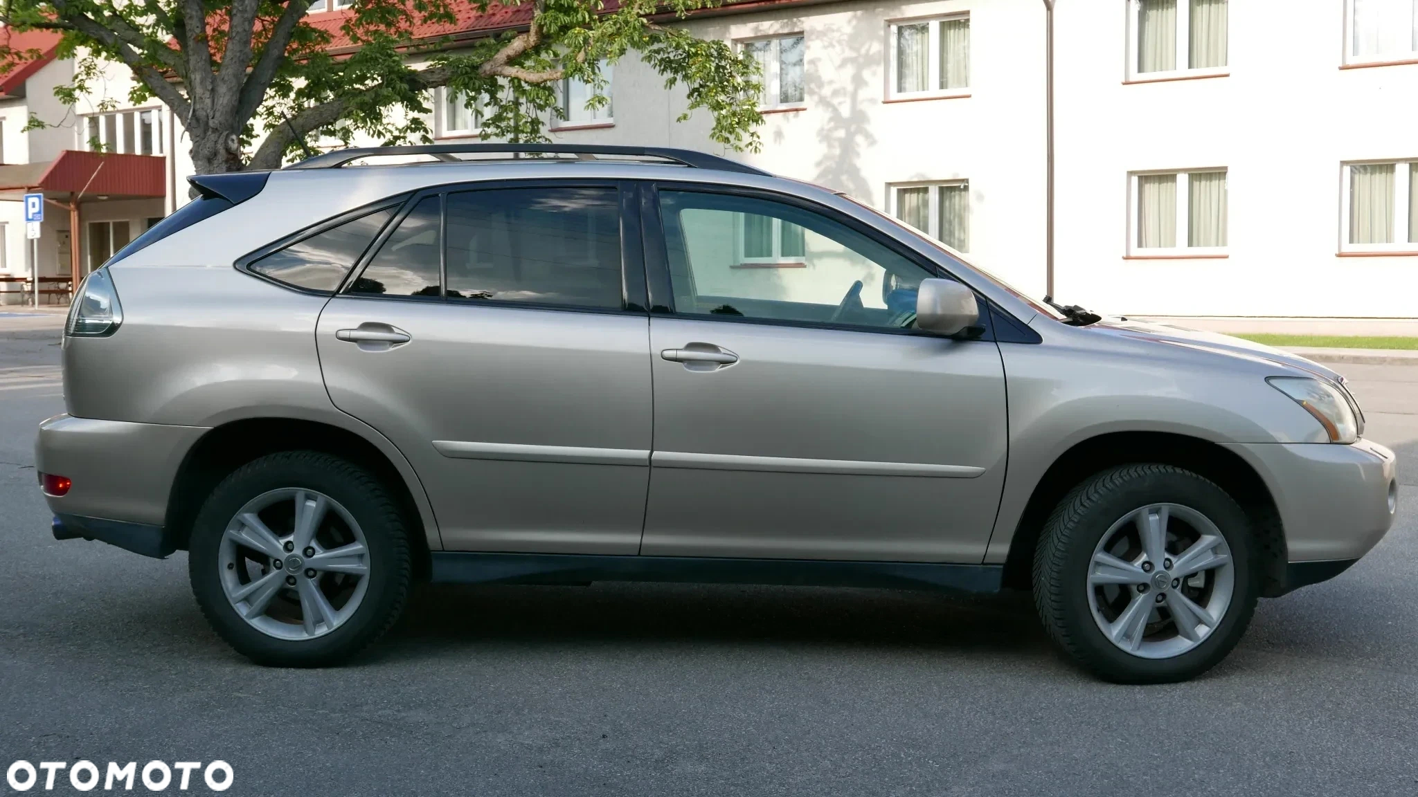 Lexus RX - 2