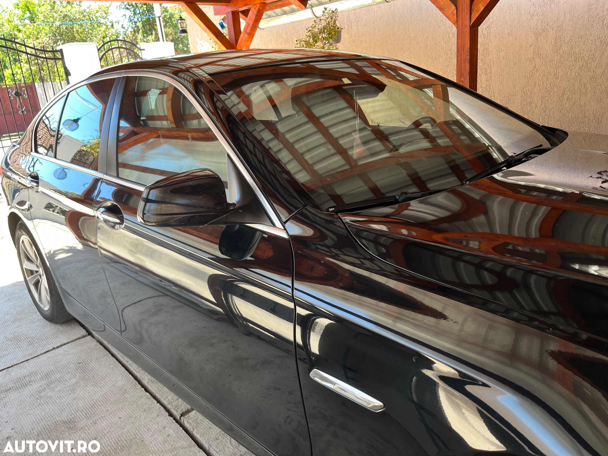 BMW Seria 5 520d Touring - 5