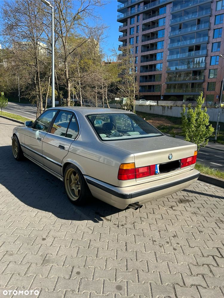 BMW Seria 5 - 12