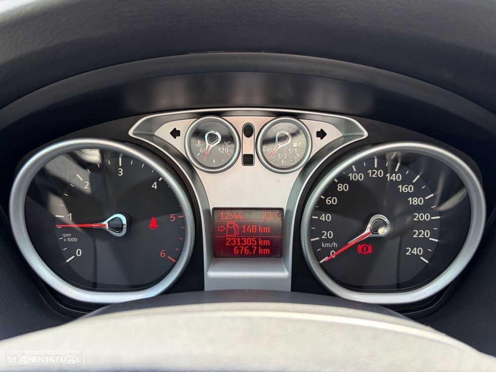 Ford Focus SW 1.6 TDCi Titanium - 8