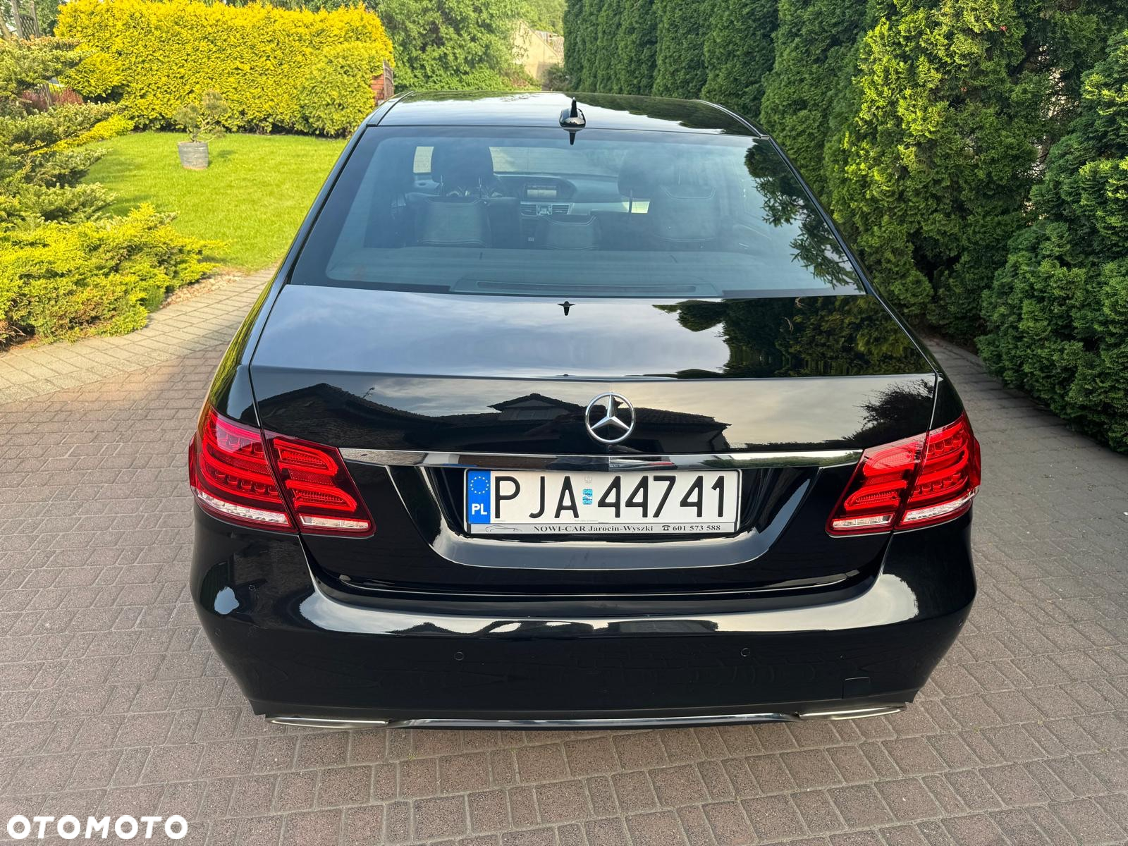 Mercedes-Benz Klasa E 200 CDI DPF BlueEFFICIENCY 7G-TRONIC Avantgarde - 14