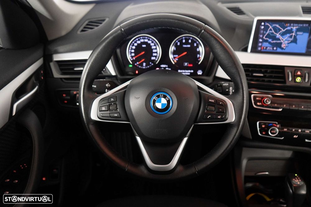 BMW X1 25 e xDrive Corporate Edition - 22