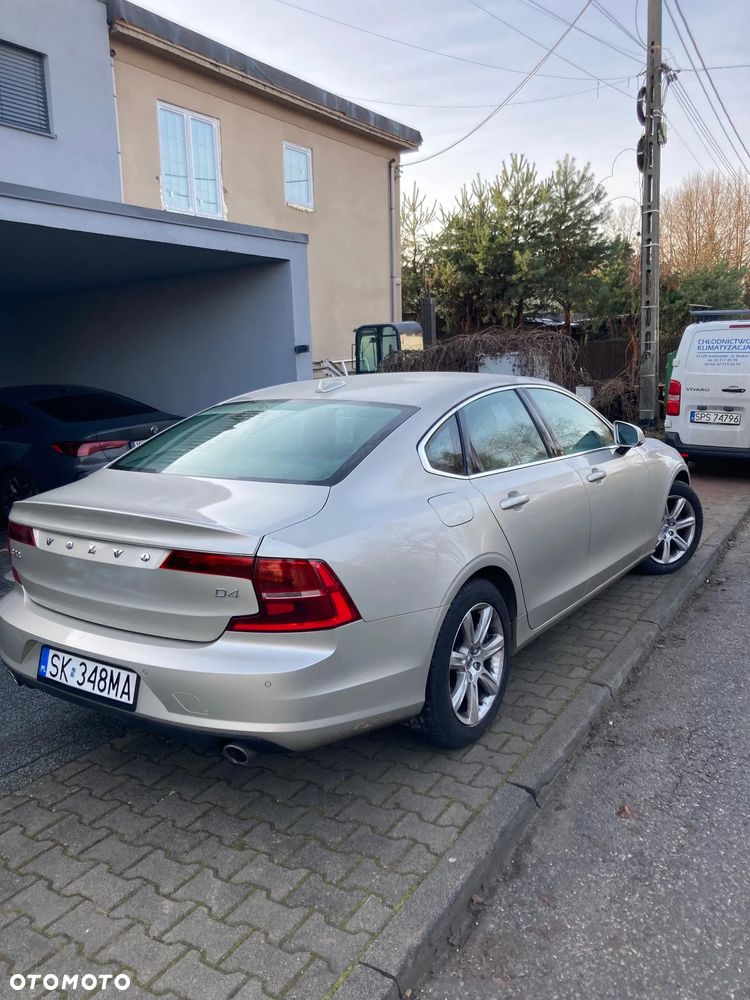 Volvo S90 D4 Momentum - 9