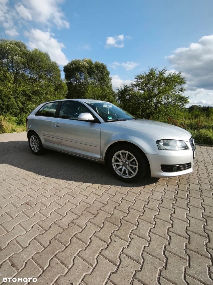 Audi A3 3-drzwiowe 2.0 TDI Ambiente - 11