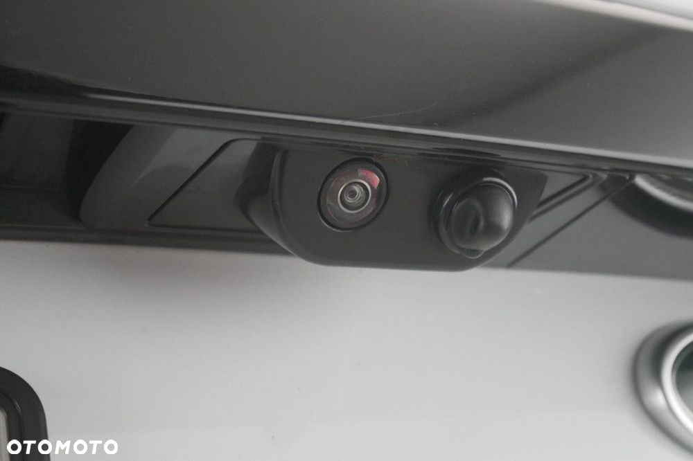 Land Rover Discovery - 20