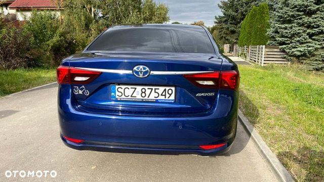 Toyota Avensis 2.0 Selection MS - 9