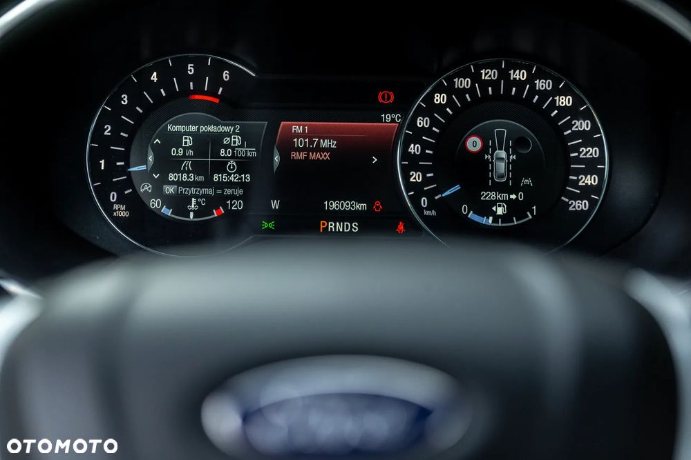 Ford S-Max - 21