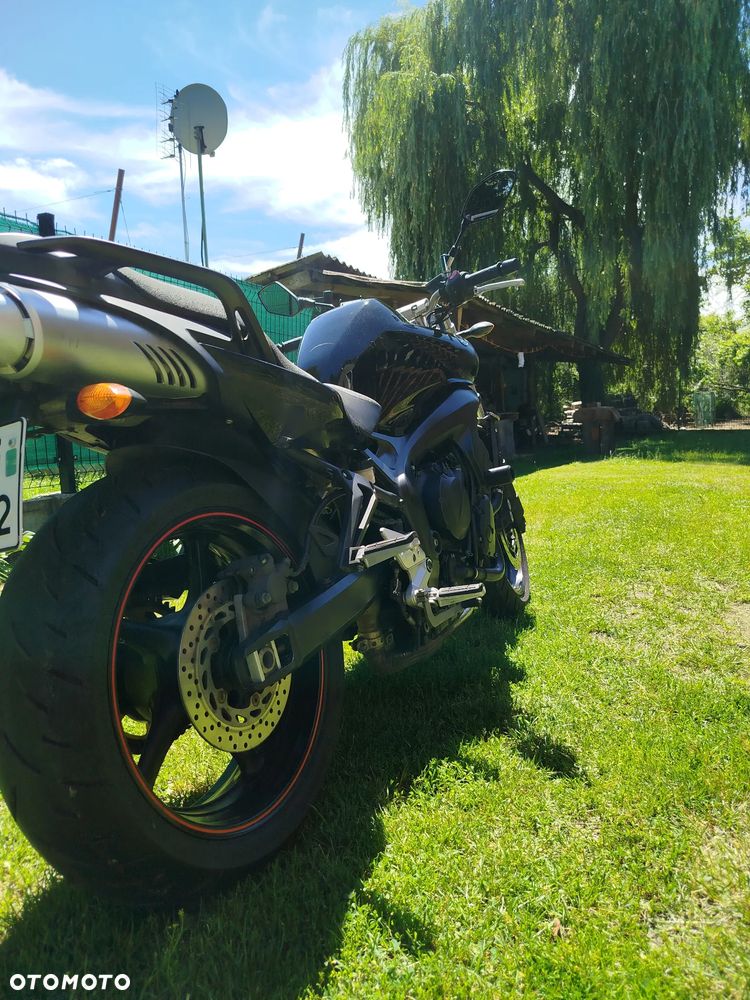 Yamaha FZ6 - 4