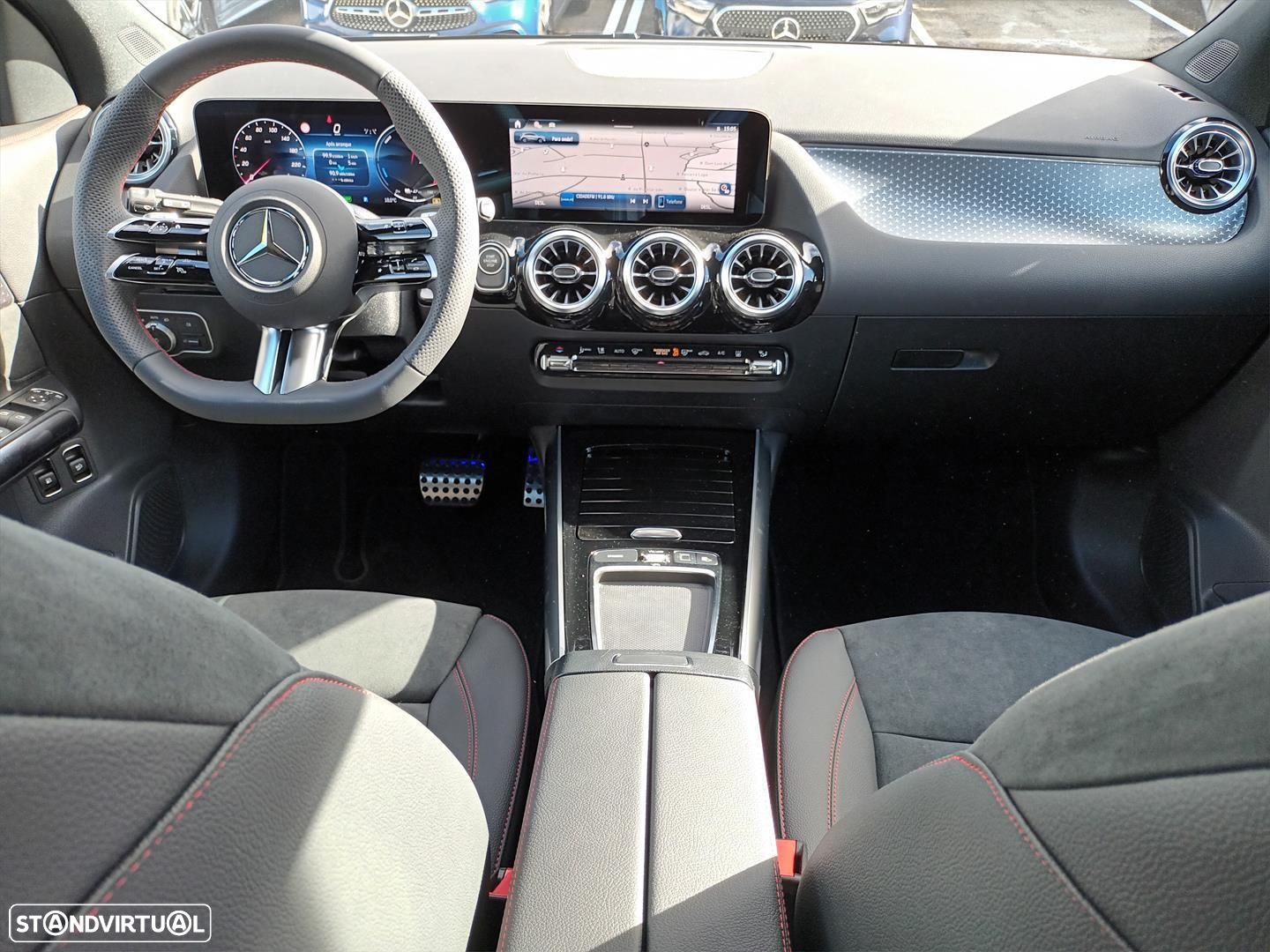 Mercedes-Benz GLA 250 e AMG Line - 18