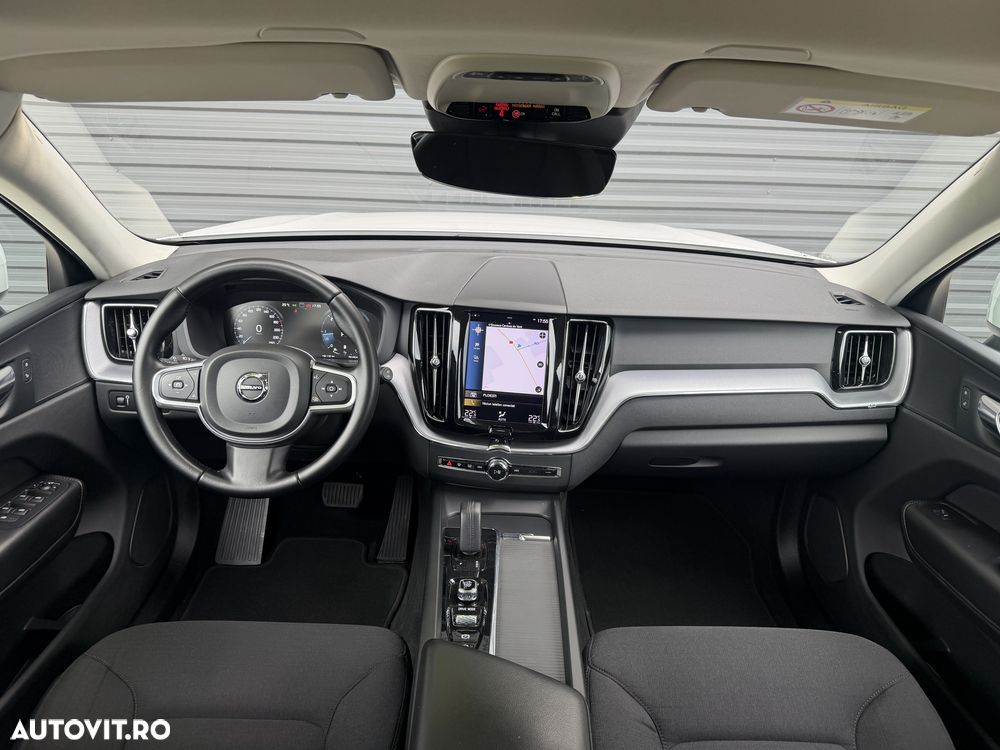 Volvo XC 60 B4 D Geartronic Momentum Pro - 7