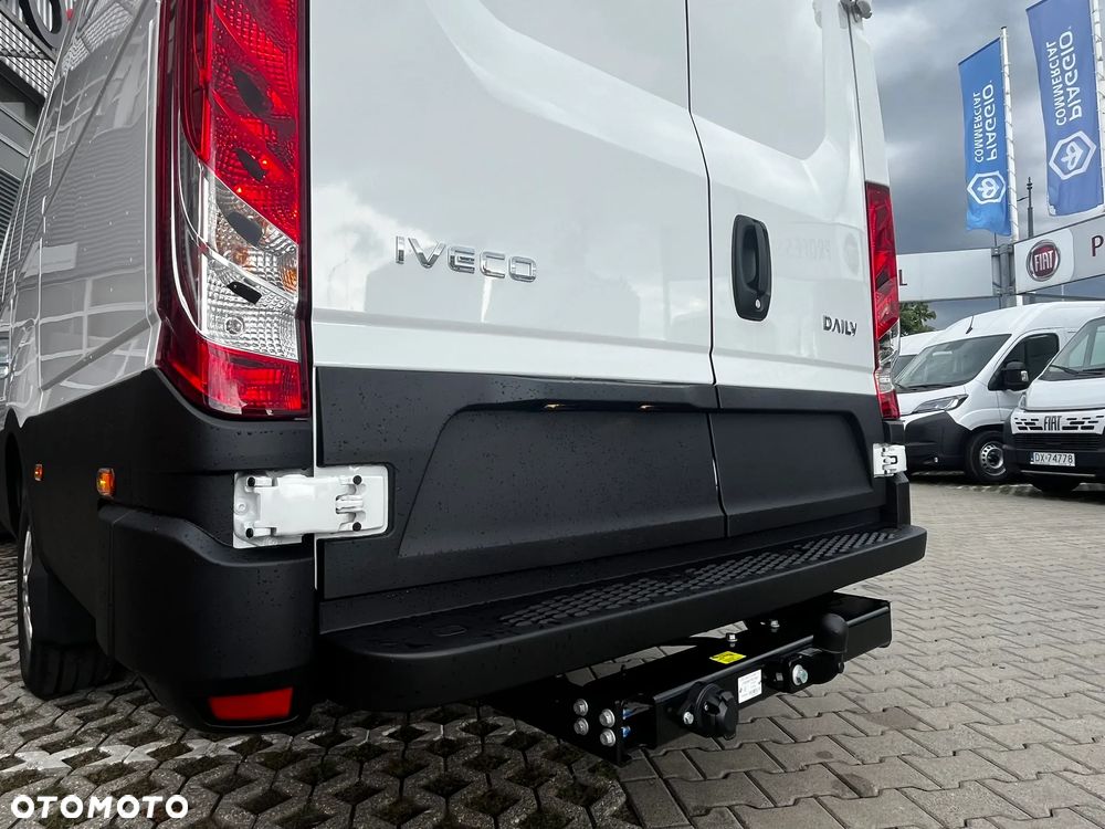 Iveco DAILY - 12