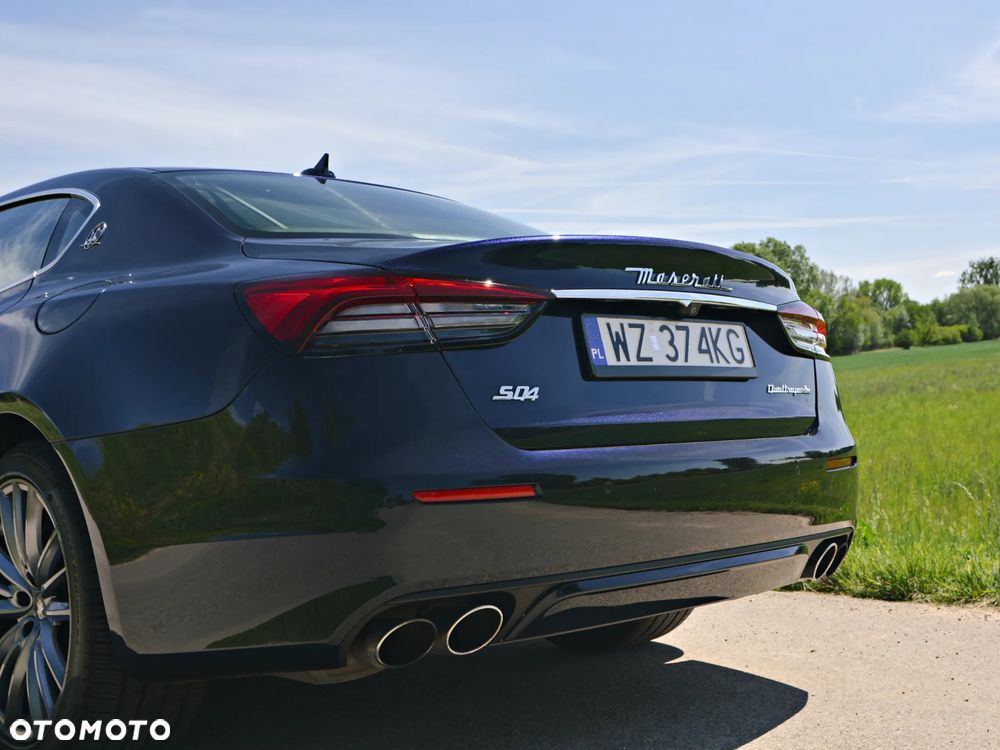 Maserati Quattroporte - 25