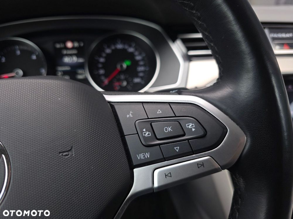 Volkswagen Passat 2.0 TDI Elegance DSG - 22