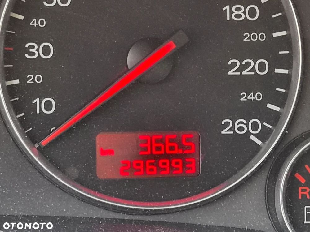 Audi A4 Avant - 11