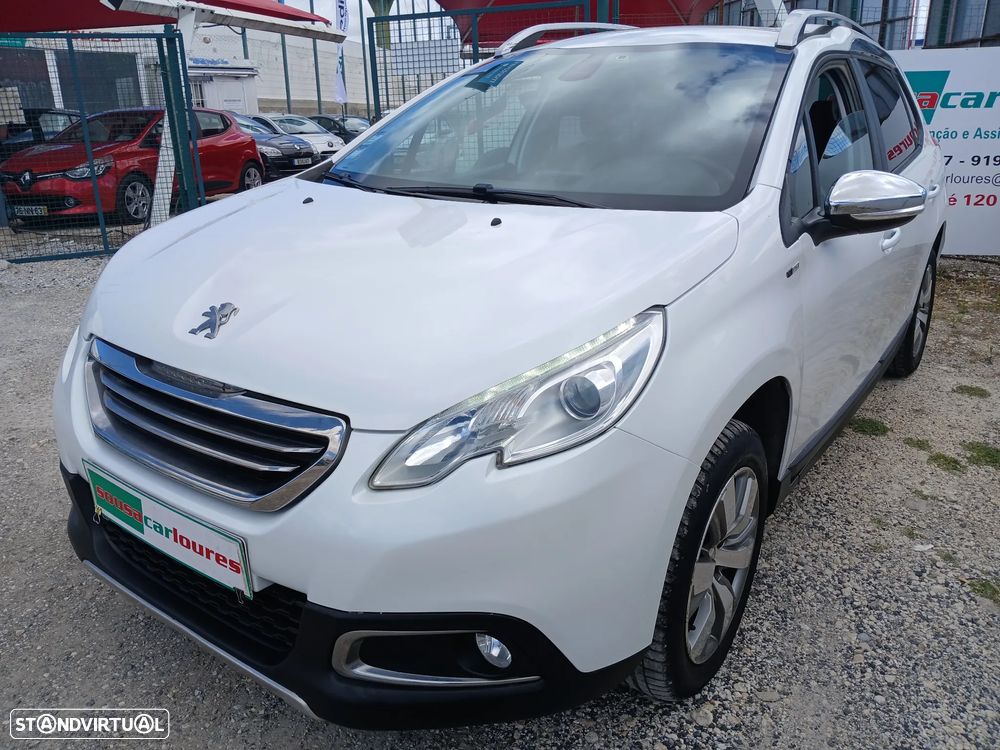 Peugeot 2008 1.2 PureTech Style - 1