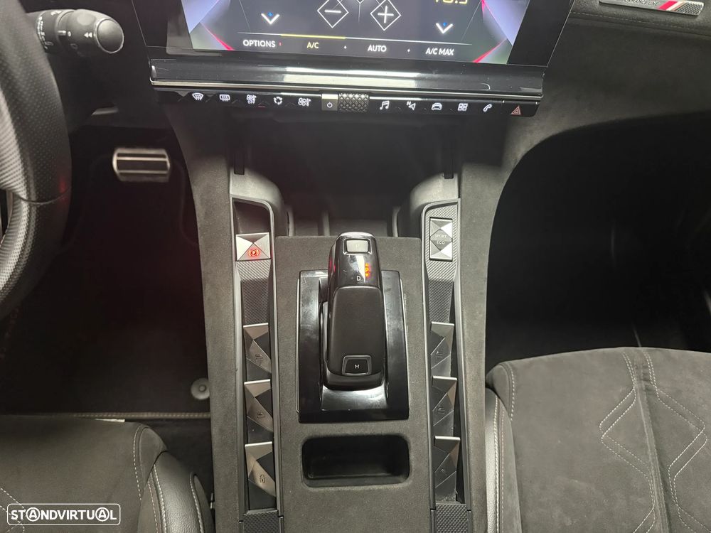 DS DS7 Crossback PureTech 130 Aut. Performance Line + - 18